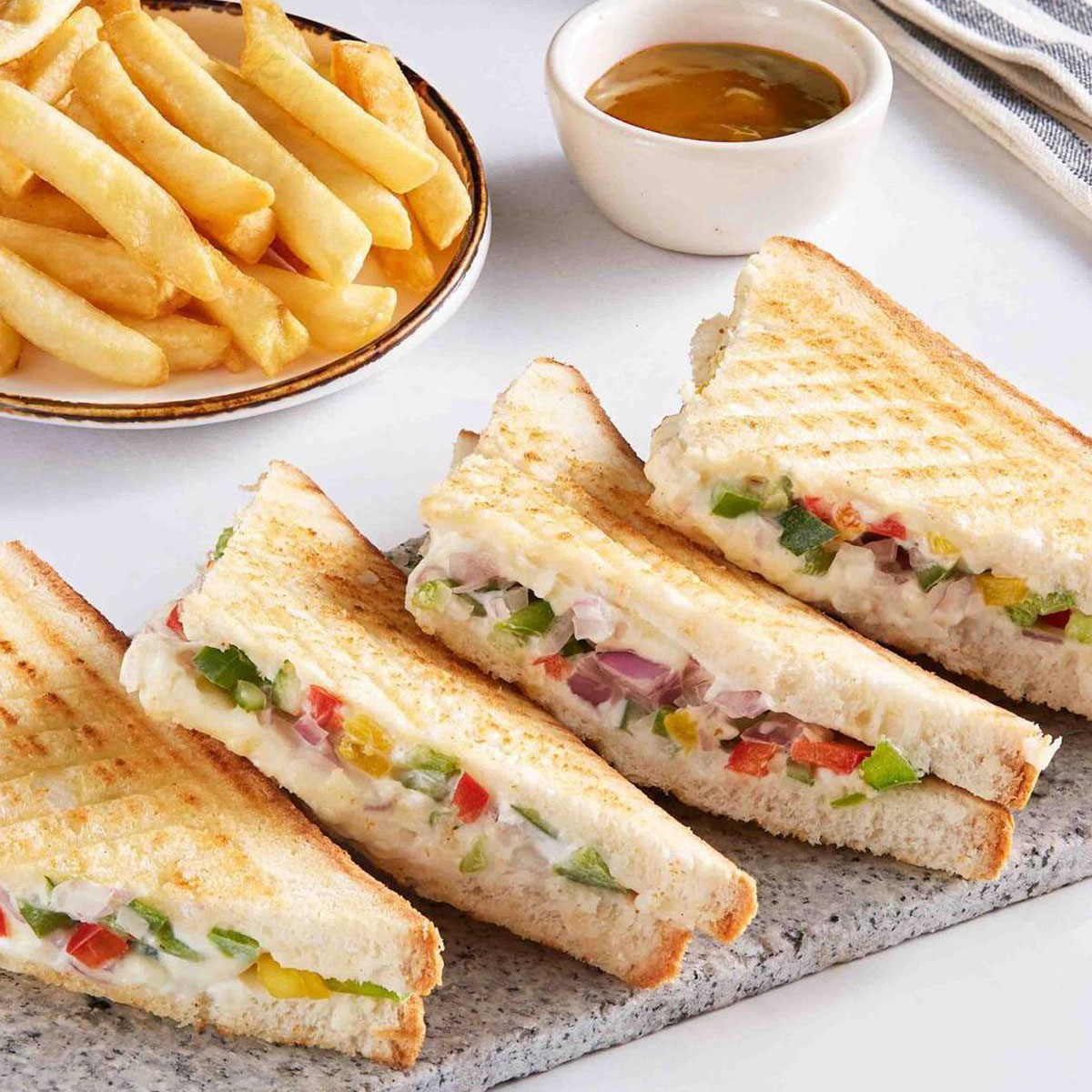 VEG GRILLED SANDWICH